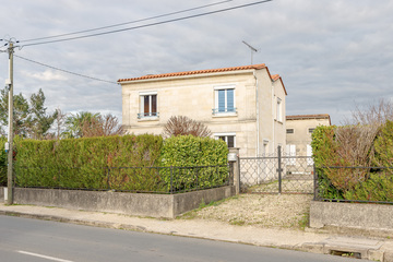 Mise en valeur d'une maison des années 70